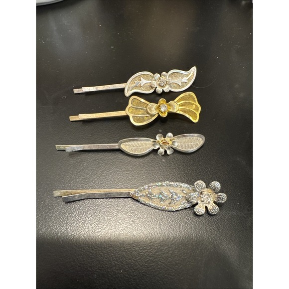 The Unbranded Brand Accessories - Vintage  Hair Accessories‎ Lot Bobby Pins Flowers Bow Leaves  Rhinestone